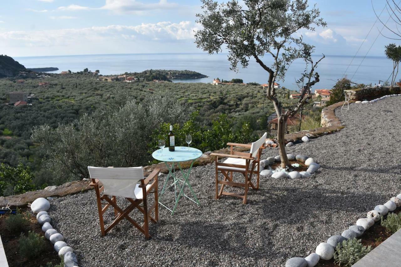 Athina'S Stone House In Kardamyli Villa Exterior photo